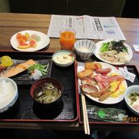 大満足の朝食バイキング