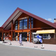 ログハウス風の外観