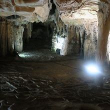 迷宮：こんな所を歩きます