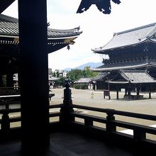 中から撮ったものです。