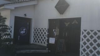 酒蔵がどっしりと構える保存地区