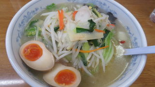 低価格の中華料理店