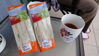 食べ物の種類はすくなめ