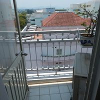 小さなベランダがあります