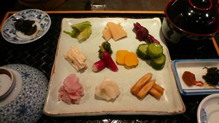 漬物盛り合わせは美しく美味しい By タルボ ぎおん川勝のクチコミ フォートラベル