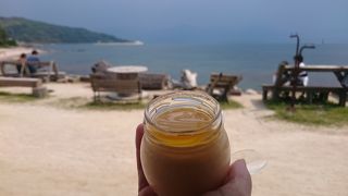 海を眺めながら美味しい塩プリンならここ またいち