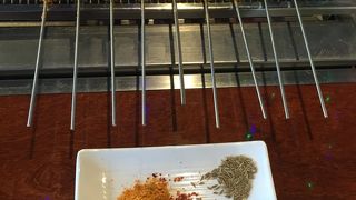 羊肉の串焼きが美味しい