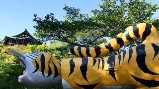 信貴山にあるお寺さん、楽しく歩けますよ