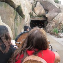 七人の小人のマイントレイン (七個小矮人鉱山車)