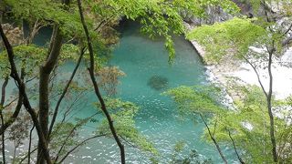 ユーシンブルーを求めて