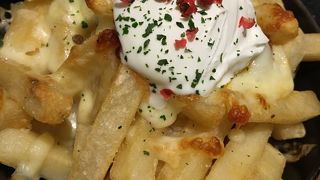 外の席がオススメ