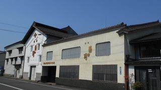 紺屋町では看板やポスターなどもたくさん見かけました