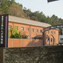 博物館自体もレンガ造りです。