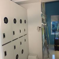 客室のキーと個人のロッカーも共通でセキュリティーしっかり。