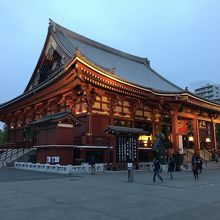 この角度もカッコイイですね。