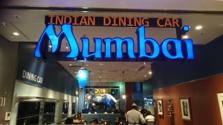 人気のインド料理店