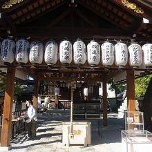 はじめに本殿参拝をお忘れなく。