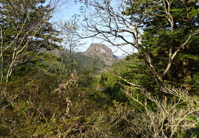 沢渡温泉から望める