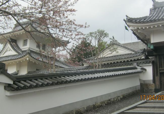 今は園部高等学校が本丸跡地です。