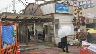 ＪＲ膳所駅に隣接しています。