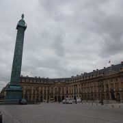パリ一の豪華な広場