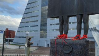 かっこいい建物