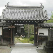 山門の様子です。