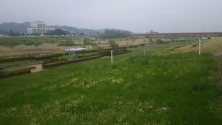 色々な歴史、歌などの舞台にもなった場所です。