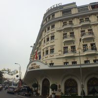 歴史を感じる重厚感あるコロニアル建築