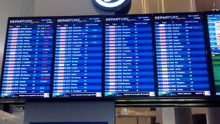 乗り継ぎ時間を楽しむことができます