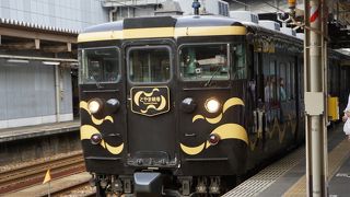 主要駅ではパスモも使えます