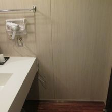 シャワールーム　2階到着ロビー (羽田空港国際線旅客ターミナ