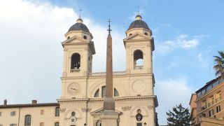 ローマによくある広場