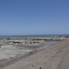 右側の海岸風景。
