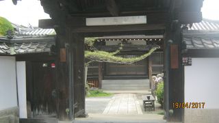 この寺はもとは高槻城内にあったようです。