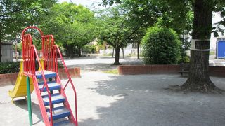 別名あいさつ公園？