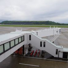 ボーディングブリッジ