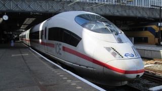 ドイツの快適な高速列車