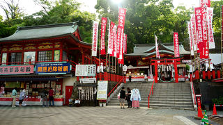 智恵の輪をくぐり、穢れを祓って、商売繁盛・家内安全に安産祈願！