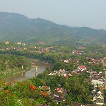 ルアンプラバンの街を一望