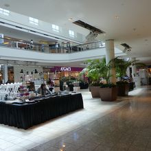 gap in galleria
