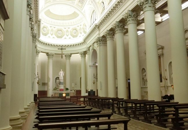 サンマリノの坂に疲れたら☆