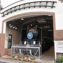 ２号館のＣ５８形５６号蒸気機関車