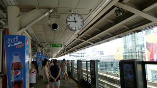 バンコクの繁華街のど真ん中！ここがバンコクの中心です！