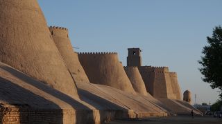 ウルゲンチ空港からイチャンカラへ