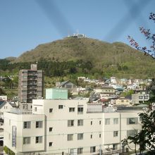 ホテルから函館山