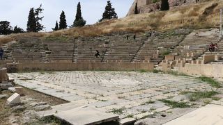 アクロポリスの屋外劇場