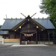 千歳神社の本殿