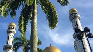 イスラムブルーの奇跡的なモスク