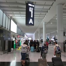 香港国際空港 (チェク ラップ コック空港) (HKG)